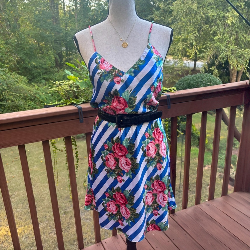 VTG Kathryn Blue and White Striped Floral Camisole Slip Dress. Size M